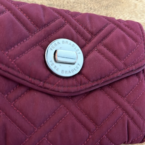 Vera Bradley maroon quilted wristlet purse wallet - Picture 2 of 9